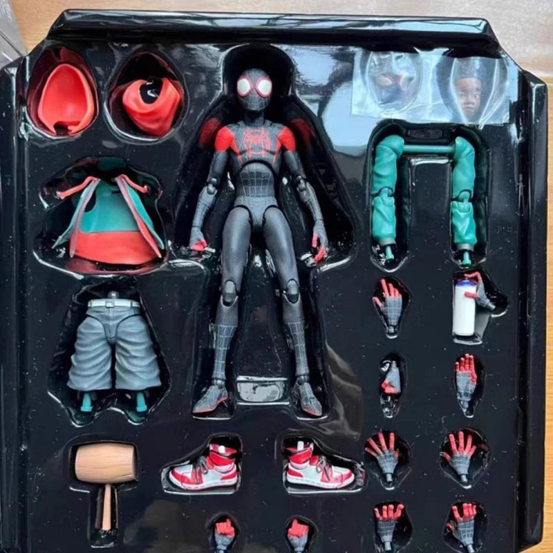 Marvel's Spider-Man Event Model Spider-Man Miles · SV · SHF· Morales
